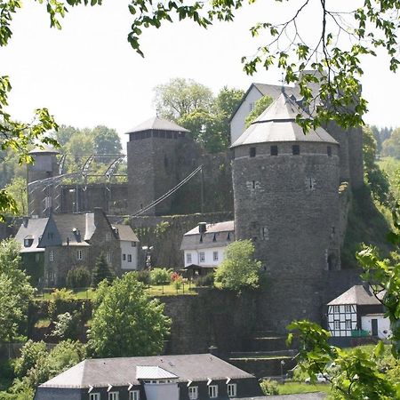 Ferienwohnung "Kunterbunt" Mit Burgblick Und Dachterrasse Monschau Luaran gambar